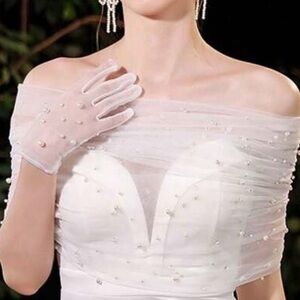 White Off-Shoulder Bridal Faux Pearl Shawl Wrap